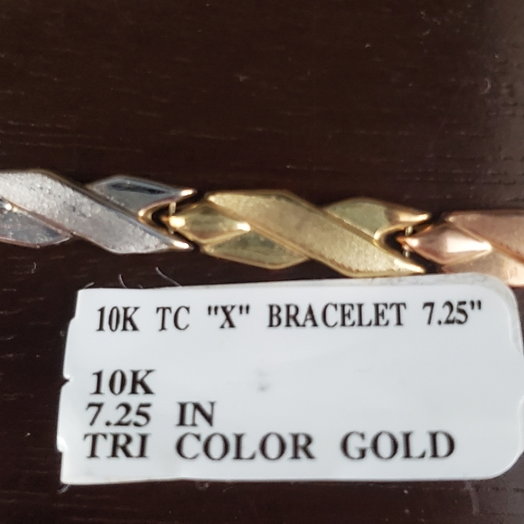 10k Tri-Color Gold Bracelet - Picture 3 of 5